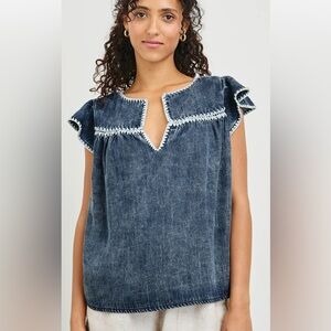 Rails Tafia top in Tencel Denim.